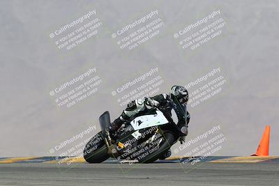 media/Mar-28-2022-Superbike Trackdays (Mon) [[b8603d0f67]]/Advanced Group (1pm-130pm)/Turn 9/